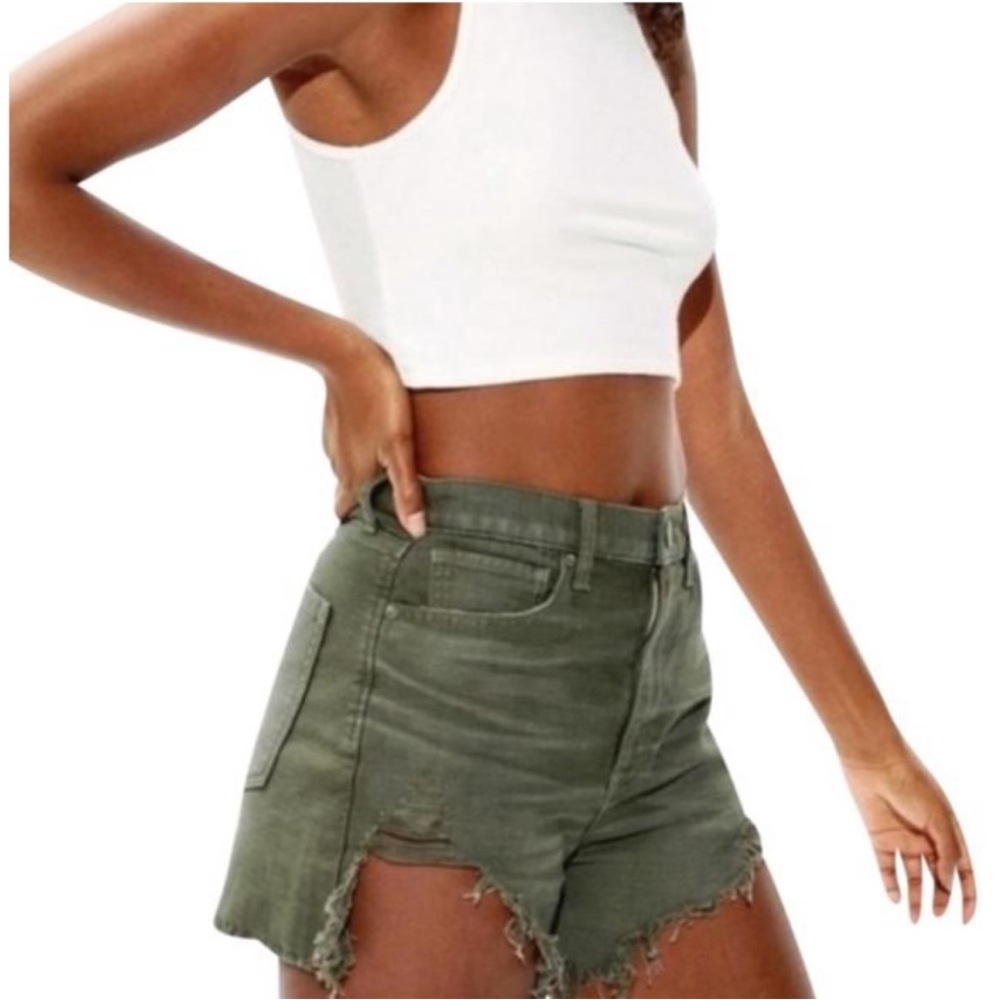 American Eagle Highest Rise Mom Shorts